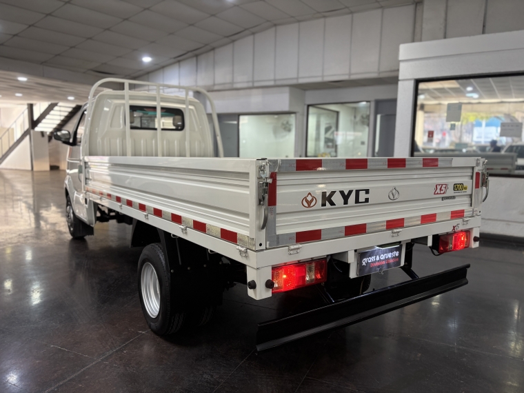 Kyc X5 1.5l C/simple 5mt Ac 2021  Usado en Grass & Arueste