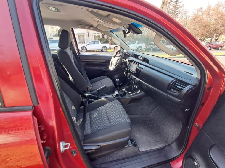 TOYOTA HILUX DX 4X2 2.4 - imagen 14