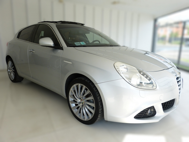 Alfa romeo Giulietta Tct 1.4 Aut 2015 Usado en Automotriz Olea Flaño