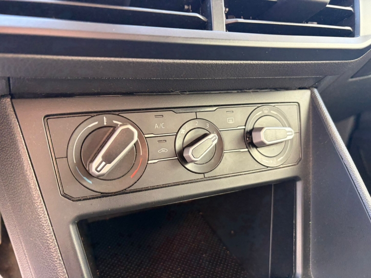 Volkswagen Nivus 1.0 Tfsi Mecanico 2023 Usado Usado en Webautos.cl Volkswagen Nivus 1.0 Tfsi Mecanico 2023 Usado Usado en Webautos.cl