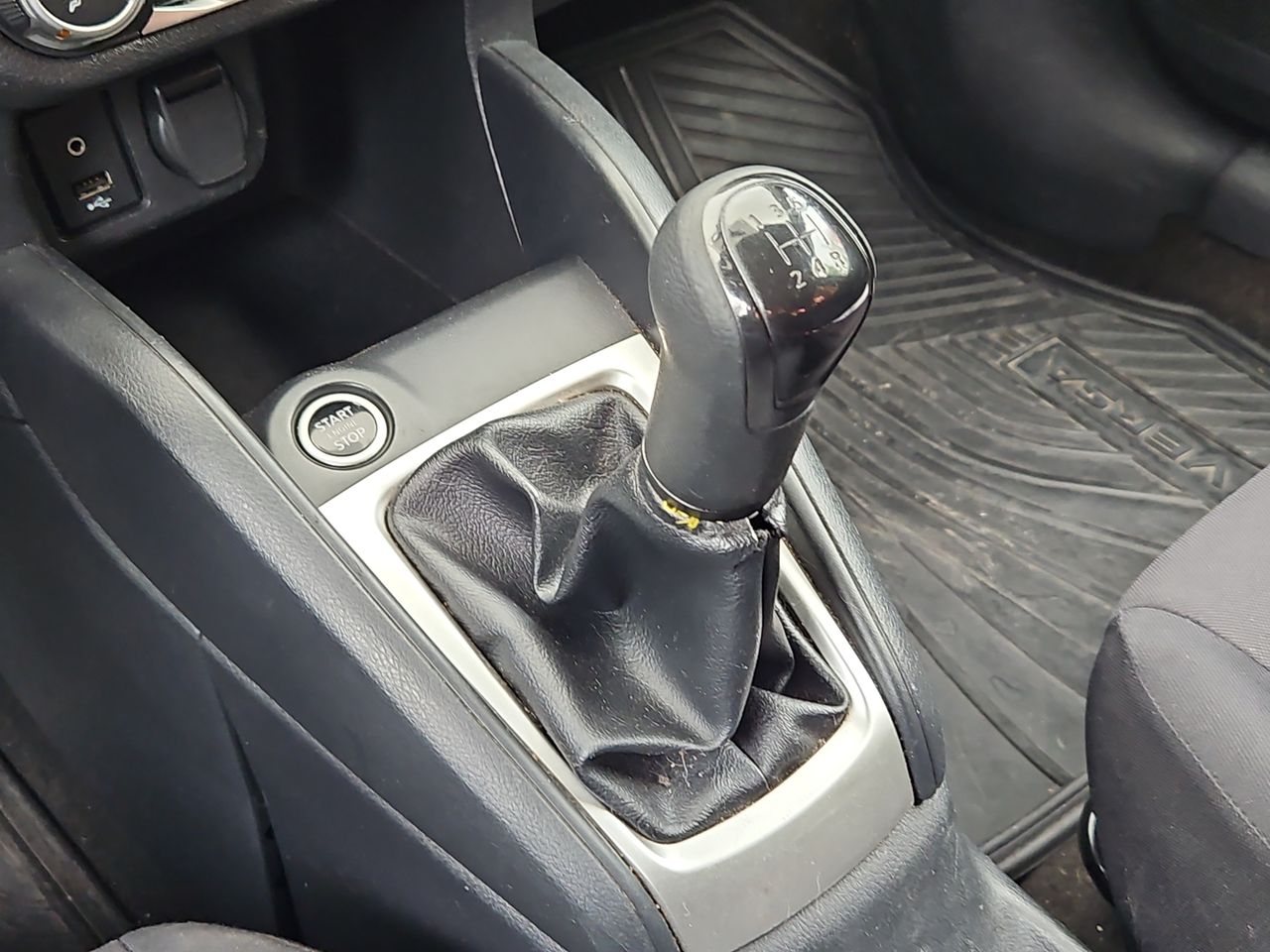 Nissan Versa Versa  Mt 1.6 2023 Usado en Usados de Primera - Sergio Escobar