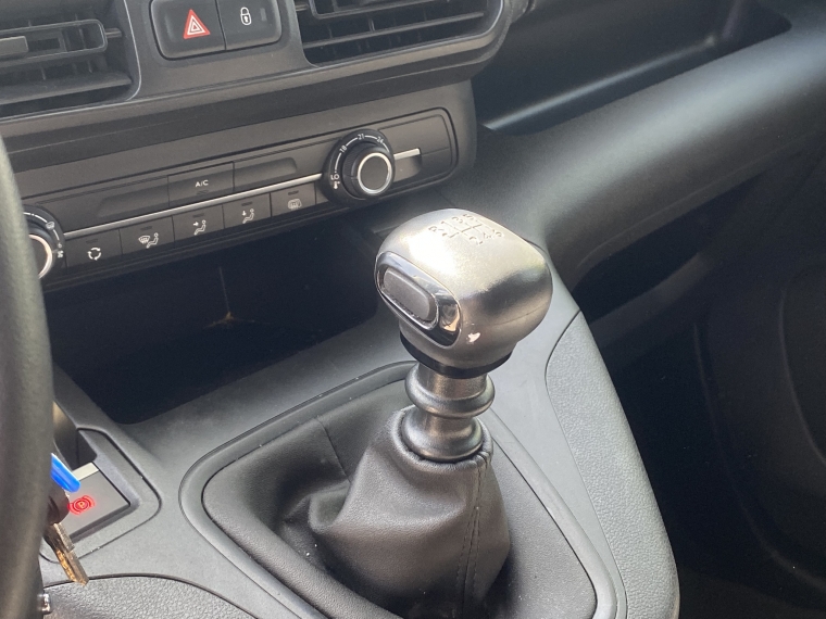 Peugeot Partner Partner L1 Blue Hdi 100 1.5 2024 Usado  Usado en Autoselect Usados