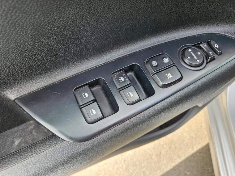Kia Rio 5 Rio 5 Ex 1.4 2019 Usado en Rosselot Usados