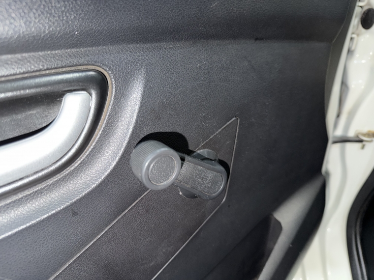 Kyc X5 Cargo Box 1.5l 5mt Ac 2022  Usado en Grass & Arueste