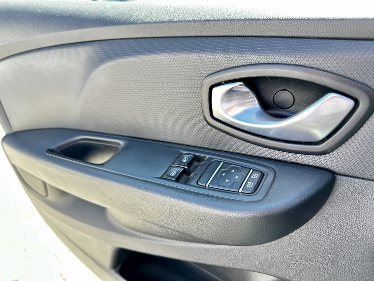 Renault Clio 0.9 Authentique Mt 2021 Usado  Usado en Kovacs Usados