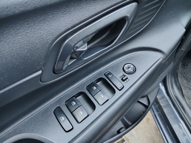 Hyundai I-20 1.4 Bi3   Plus  Mt 2023 Usado  Usado en Kovacs Usados