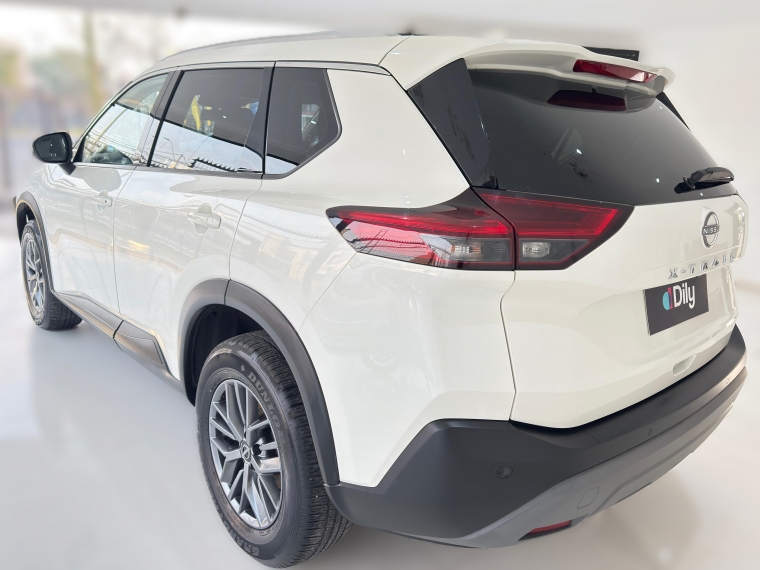 Nissan X-trail 4x2 7p Cvt 2.5 2023 Usado en Automotriz Olea Flaño