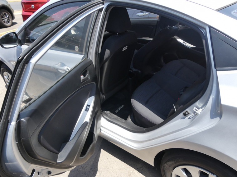 Hyundai Accent 1.4 2017 Usado  Usado en Webautos.cl