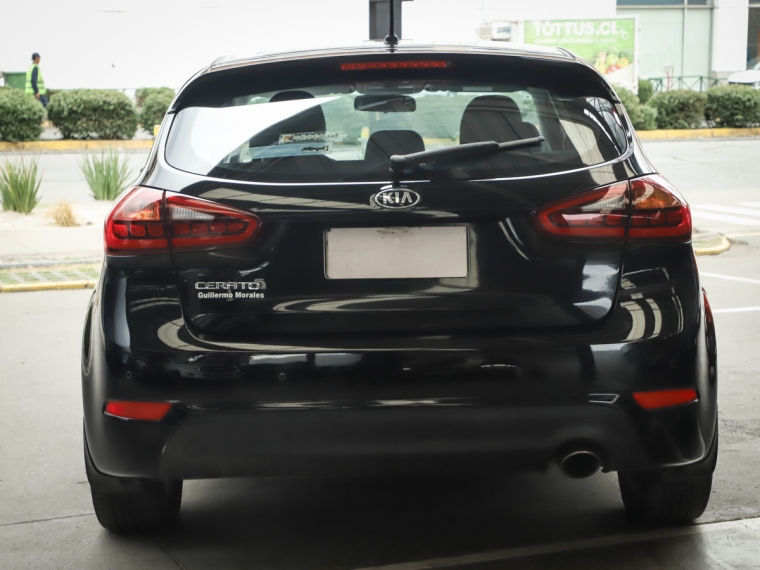 Kia Cerato 5 1.6 Ex 2016  Usado en Guillermo Morales Usados