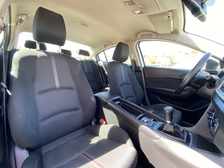 Mazda 3 SedÁn S 7g Mt 2.0 2020 Usado  Usado en Webautos.cl