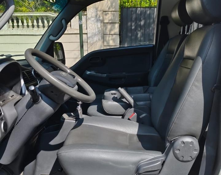 Kia Frontier 2.5 Doble Cabina 2013  Usado en Autos