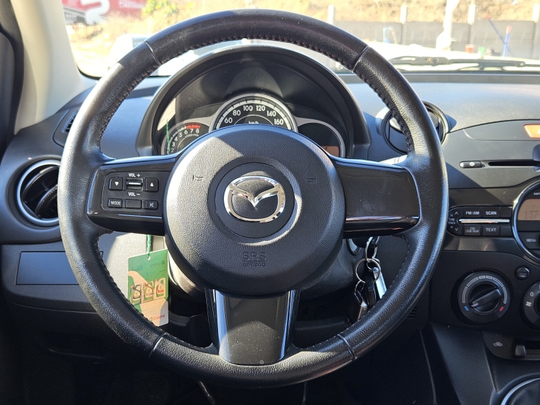 Mazda 2 2 1.5 2015 Usado en Rosselot Usados