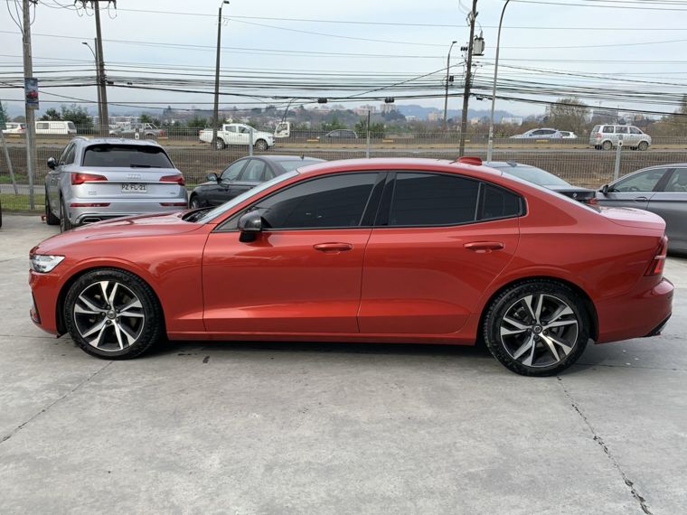 Volvo S60 2.0 T4 R-design At 4p 2021 Usado  Usado en Webautos.cl