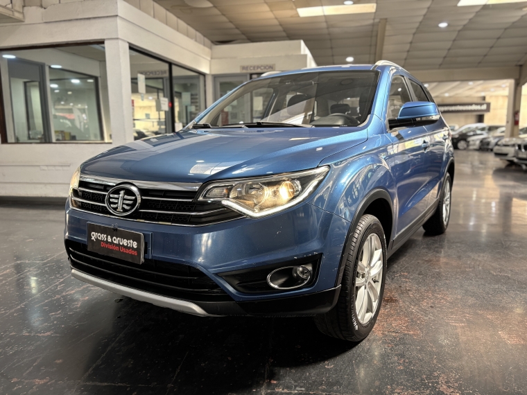 Faw Basic 1.6l 5mt Ac  2020  Usado en Grass & Arueste