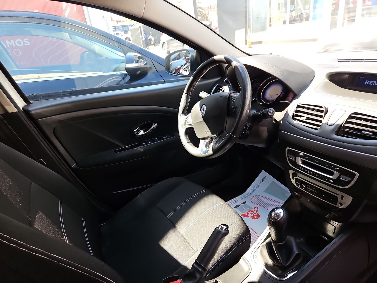 Renault Megane Megane Hb Dynamique 1.6 2015 Usado en Usados de Primera - Sergio Escobar