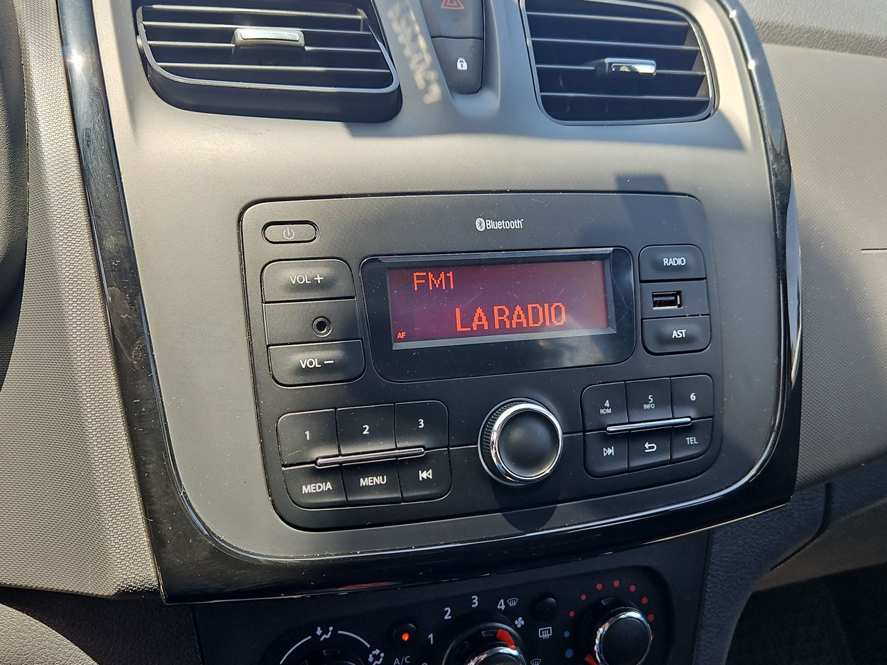 Renault Symbol Symbol Zen 1.6 2021 Usado en Usados de Primera - Sergio Escobar