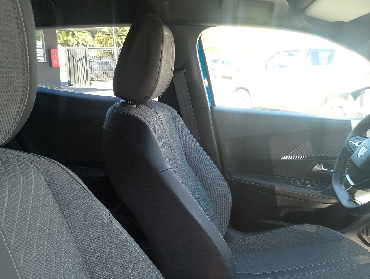 Peugeot 2008 2008 4x2 1.2 Aut 2025 Usado en Usados de Primera - Sergio Escobar