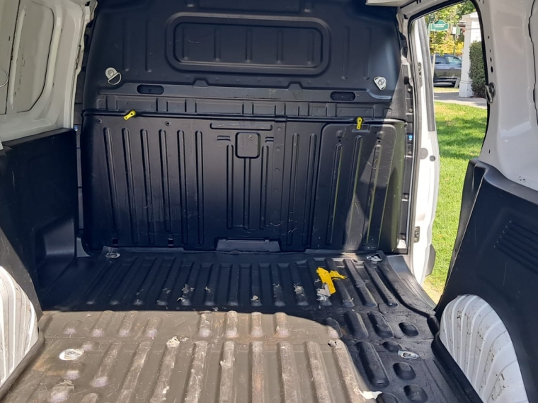 Peugeot Partner Bluehdi 1.5 2023  Usado en Autos