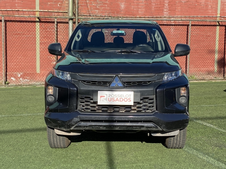 Mitsubishi L200 L200 Work Cr Wf 2.4 2021 Usado en Rosselot Usados