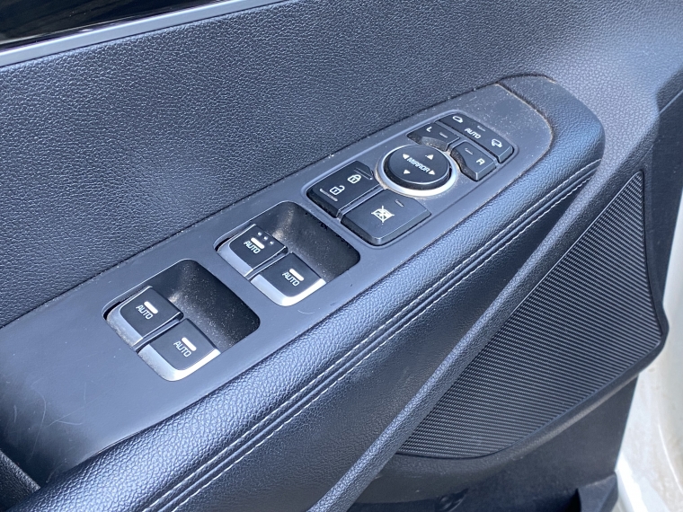 Kia Sorento New Sorento C Ex 2.2l Dsl 8at 2wd 4x2 - 1967 2021 Usado en Rosselot Usados