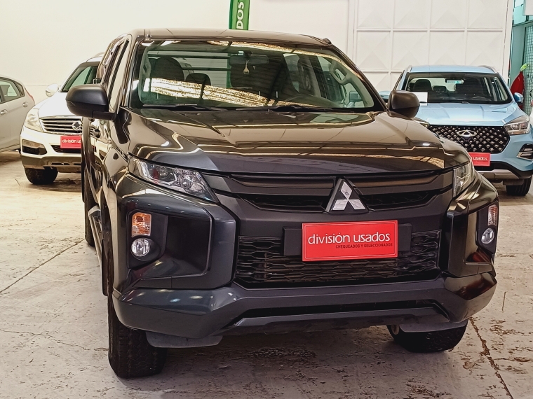 Mitsubishi Katana L200 D/c 2.4 Katana Crm 4x4 Special Pack 2021 Usado en Rosselot Usados