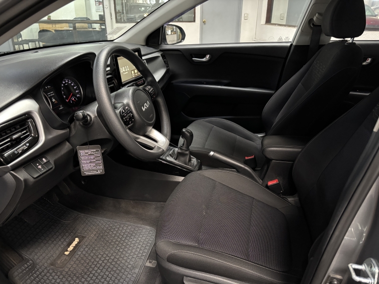 Kia Rio 5 Ex 1.4l 6mt Ci Full 2023  Usado en Grass & Arueste