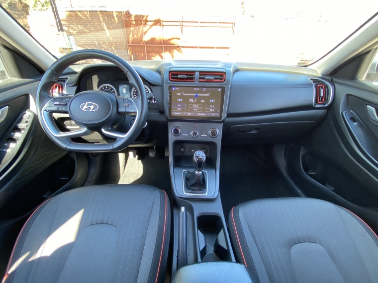 Hyundai Creta 1.5 Su2i Plus Mt 2023 Usado  Usado en Kovacs Usados