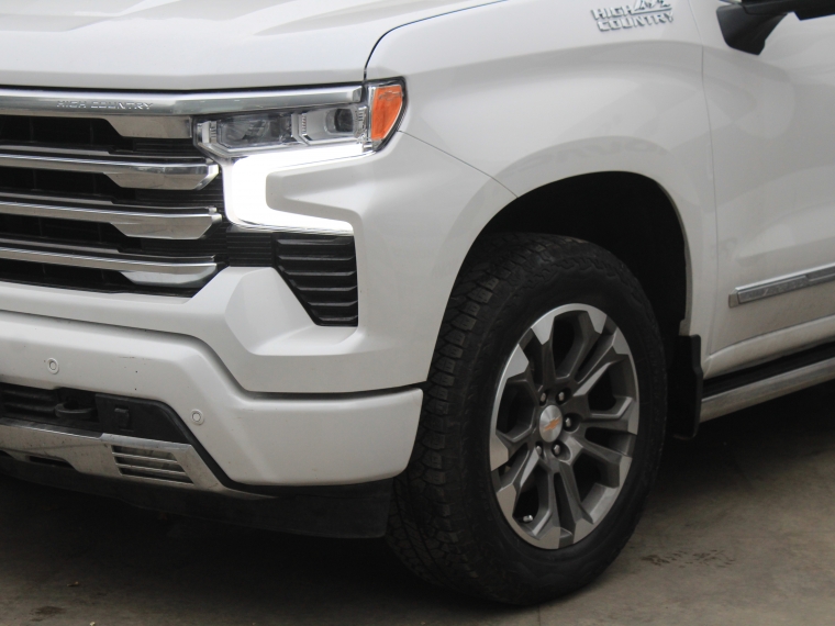 Chevrolet Silverado 3.0 Td High Contry At 4x4 Diesel 2025 Usado  Usado en Kovacs Usados