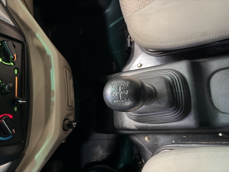 Kyc X5 Cargo Box 1.5l 5mt Ac 2022  Usado en Grass & Arueste
