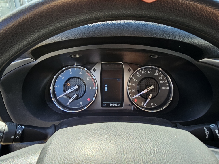 Toyota Hilux 2.4 Mt 2023 Usado  Usado en Kovacs Usados