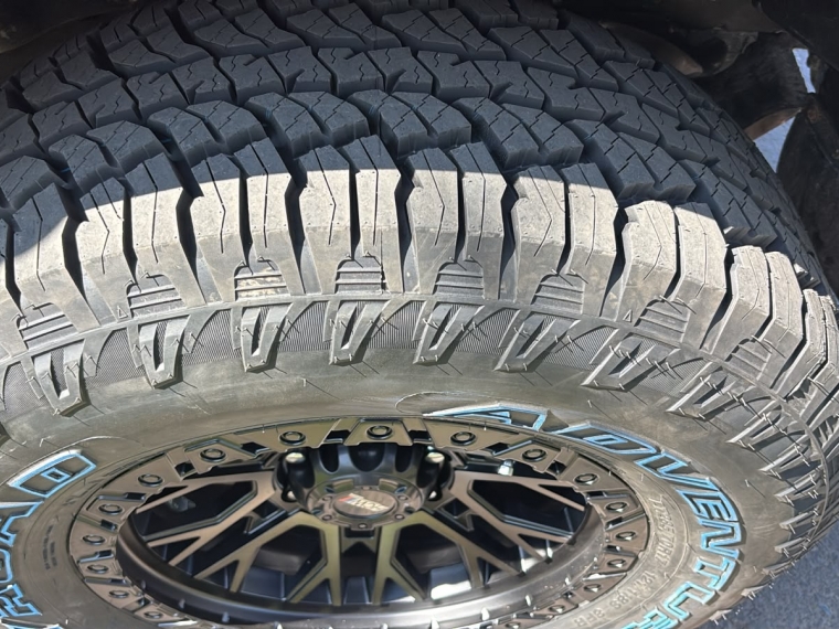 TOYOTA HILUX  Dcab DX 4x4 2.4cc - imagen 11