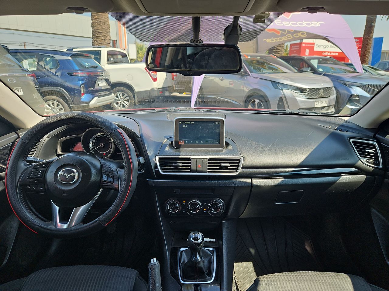 Mazda 3 3 Sport Hb 2.0 2016 Usado en Usados de Primera - Sergio Escobar