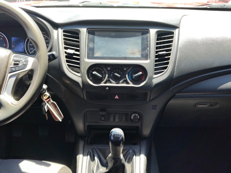 Mitsubishi L200 L200 Katana Cr 2.4 2023 Usado en Rosselot Usados