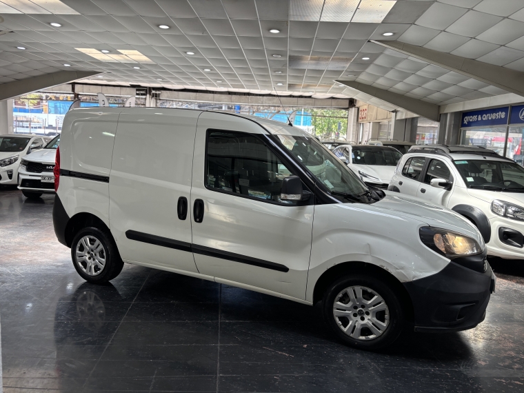 Ram Van 1000 Cargo 1.3l Dsl 5mt Ac 2021  Usado en Grass & Arueste
