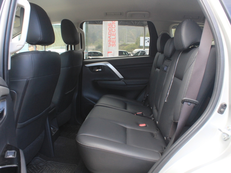 Mitsubishi Montero sport Montero Sport 3.0 Aut 2024 Usado en Rosselot Usados