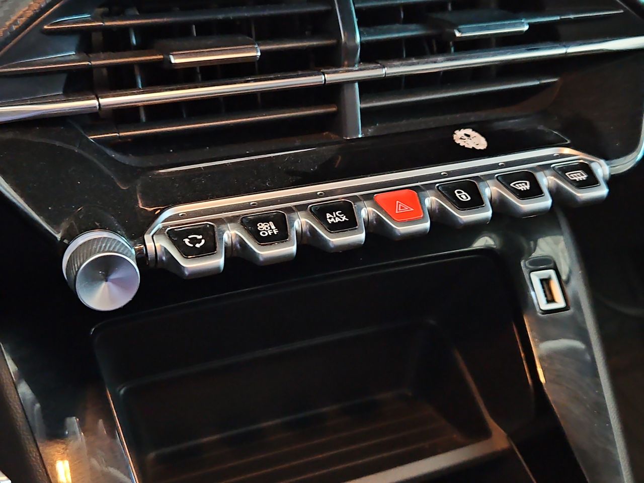 Peugeot 2008 2008 Active 1.2 2021 Usado en Usados de Primera - Sergio Escobar