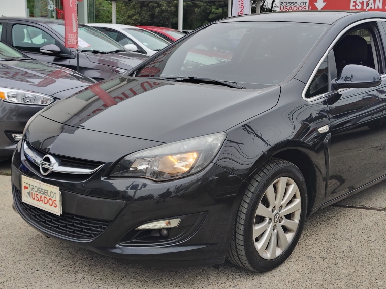 Opel Astra Astra Enjoy Hb 5 1.6 T At 2015 Usado en Rosselot Usados