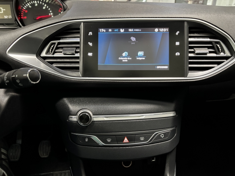 Peugeot 308 Allure Bluehdi 1.5l 6mt 2020  Usado en Grass & Arueste