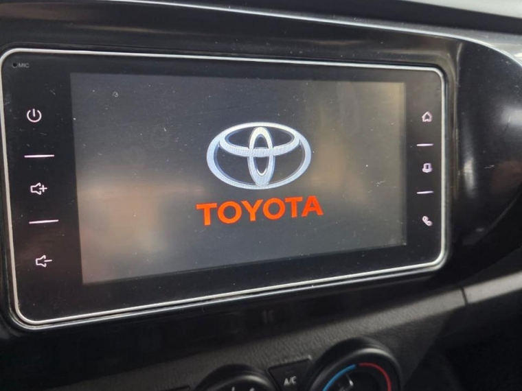 TOYOTA HILUX DX 4X2 2.4 - imagen 15