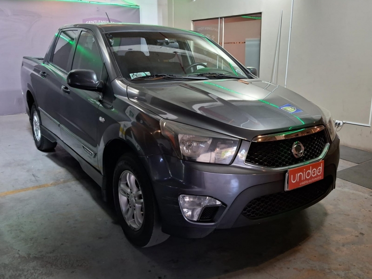 Ssangyong Actyon sports 2.0 2014  Usado en GT Autos