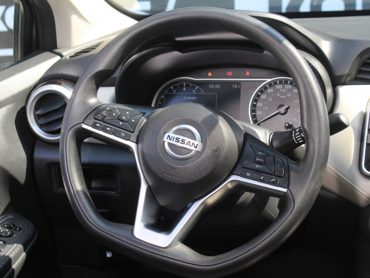 Nissan Versa 1.6  Advance  Mt 2023 Usado  Usado en Kovacs Usados