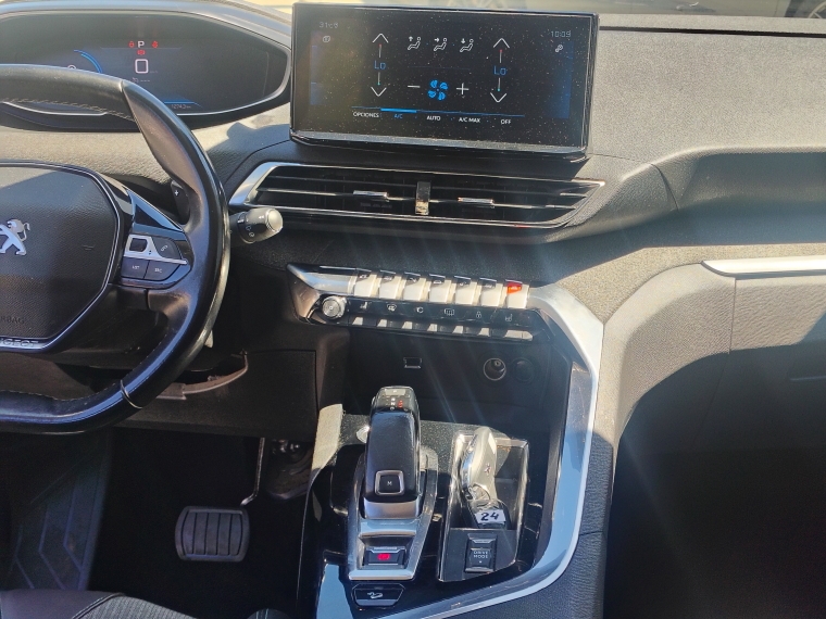 Peugeot 3008 3008 Blue Hdi 130 Eat8 1.5 Aut 2023 Usado en Rosselot Usados