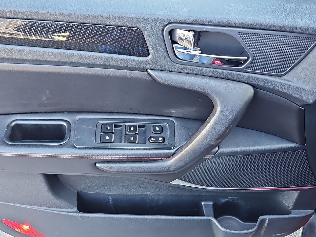 Jac Js3 Js3 4x2 1.6 2023 Usado en Usados de Primera - Sergio Escobar