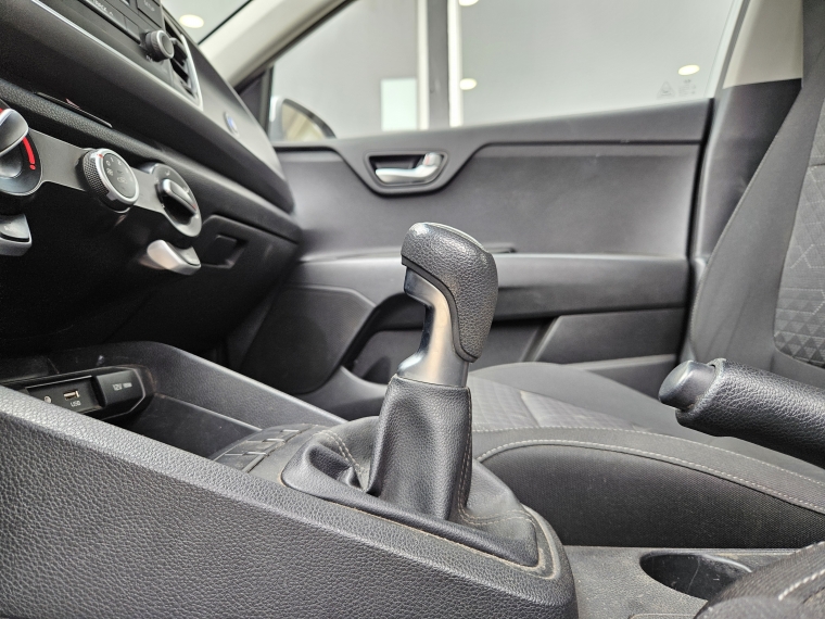 Kia Rio 4 Rio 4 Lx 1.4l 6mt Ac - 1888 2018 Usado en Rosselot Usados