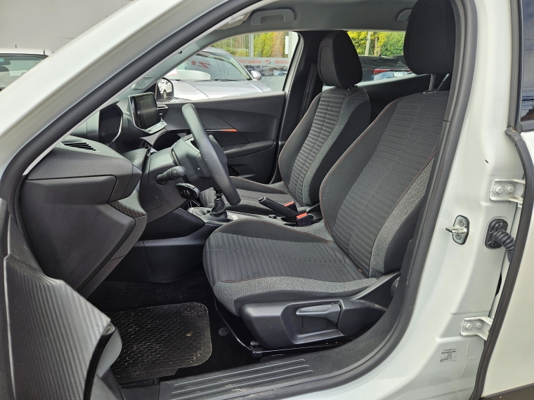 Peugeot 2008 2008 Puretech 130 1.2 2023 Usado en Rosselot Usados