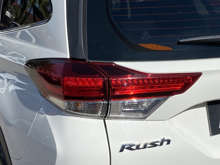 Toyota Rush 1.5 Xli At 2023 Usado  Usado en Kovacs Usados
