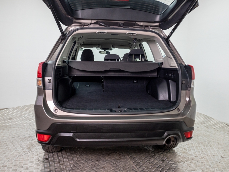 Subaru Forester  2.0i X Awd At 5p 2022 Usado  Usado en Webautos.cl