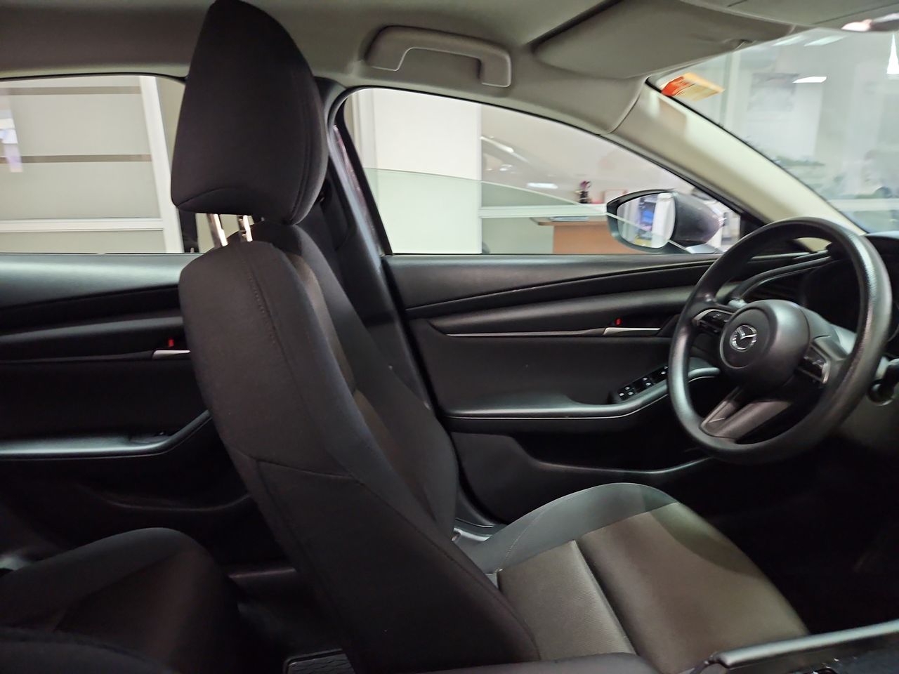 MAZDA 3 3 SDN 2.0 - 2024