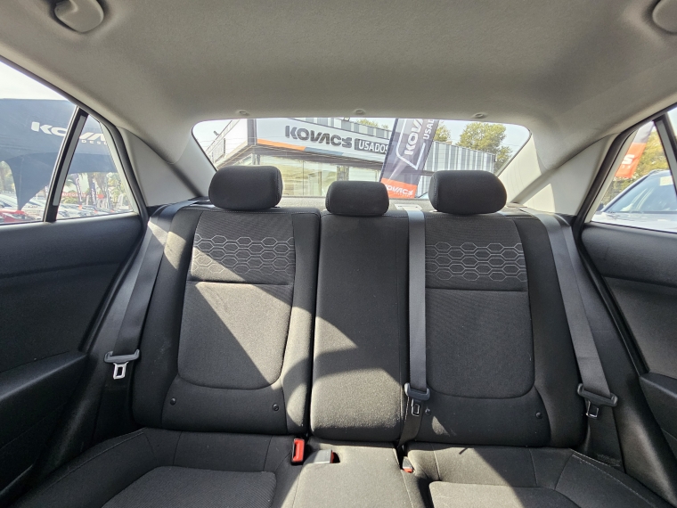 Kia Rio 4 Ex Full Mt 1.4 2023 Usado  Usado en Kovacs Usados