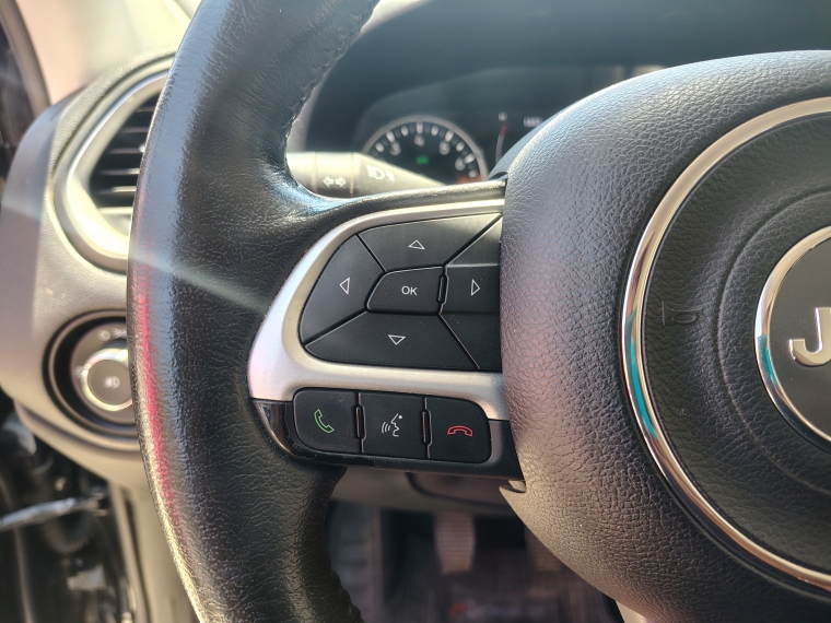 Jeep Renegade Renegade Sport Lx 4x2 Mt 1.8 2023 Usado en Rosselot Usados